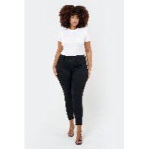 NWT Seven7 Plus Size Curvy Jean High Rise Skinny Black 24W Premium Quality